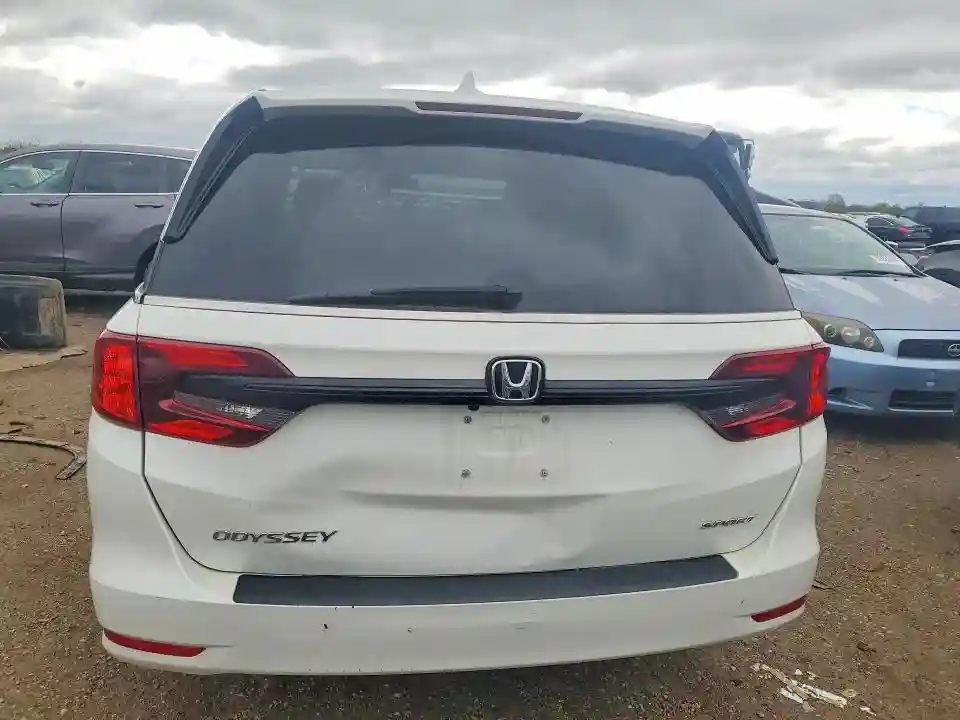 5FNRL6H71PB003620 2023 HONDA ODYSSEY SP-5