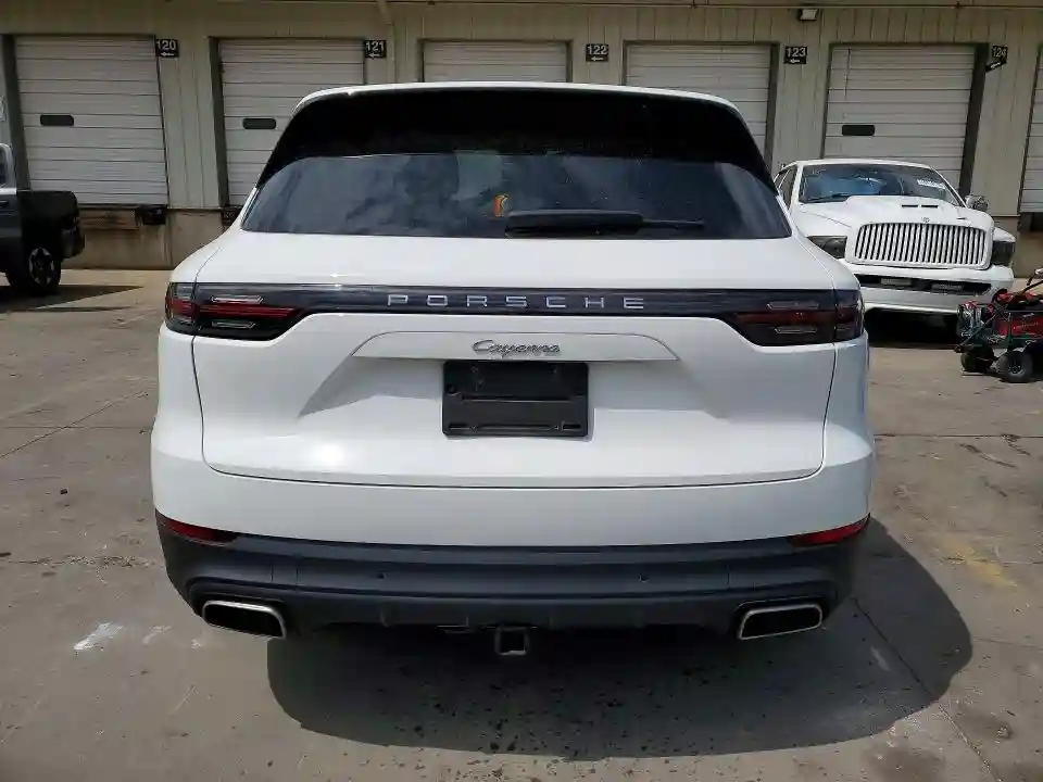 WP1AA2AY4PDA10498 2023 PORSCHE CAYENNE-5