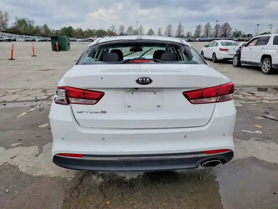 5XXGT4L38JG204872 2018 KIA OPTIMA-5