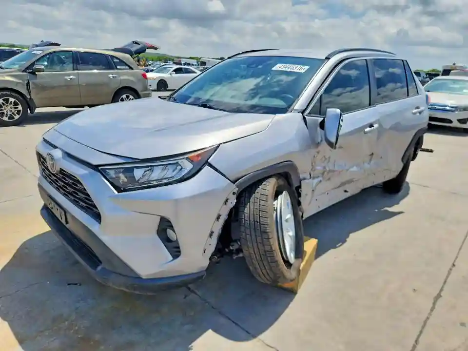 2T3W1RFV6MC097996 2021 TOYOTA RAV4-0