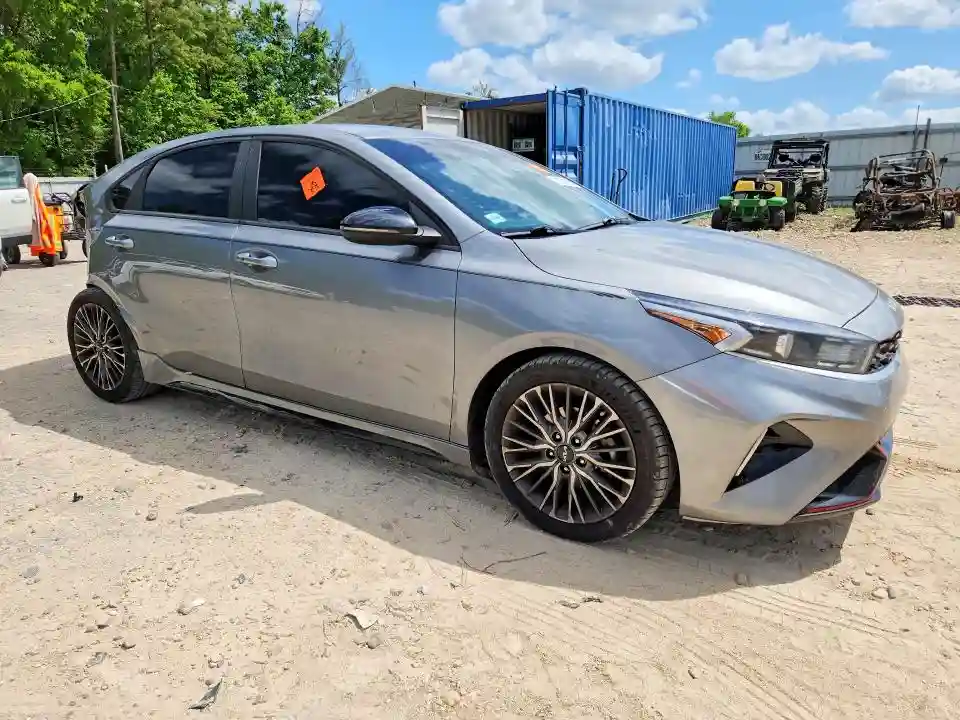 3KPF54AD0NE448855 2022 KIA FORTE-3