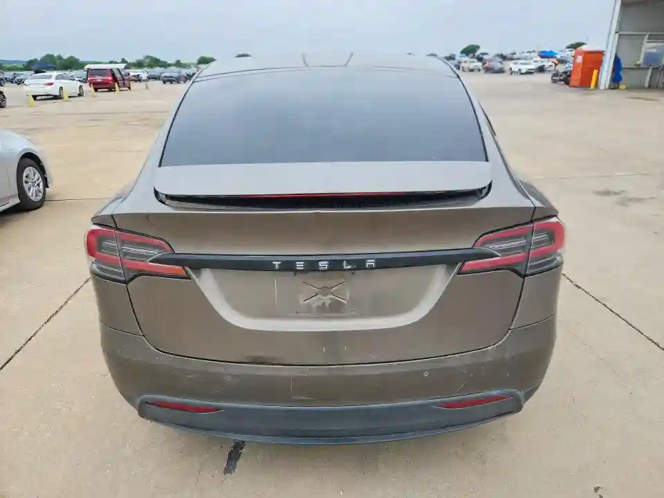 5YJXCAE47GFS00618 2016 TESLA MODEL X-5