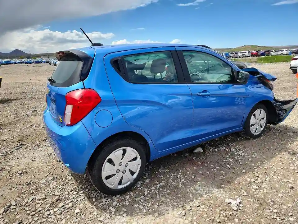 KL8CB6SA6JC473877 2018 CHEVROLET SPARK-2