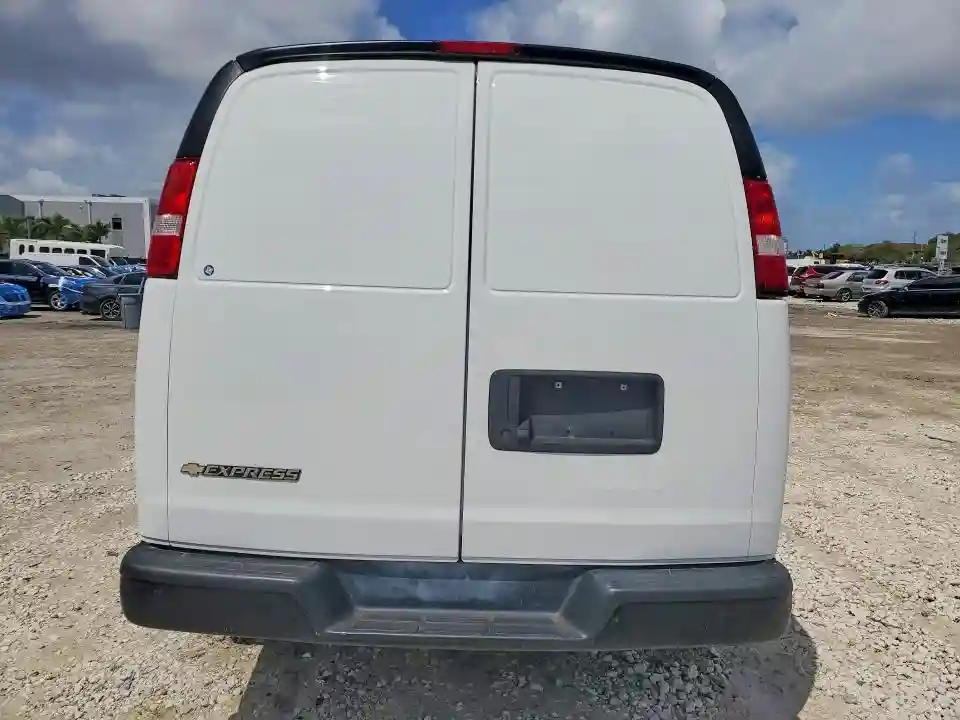 1GCWGBFP1P1258375 2023 CHEVROLET EXPRESS-5