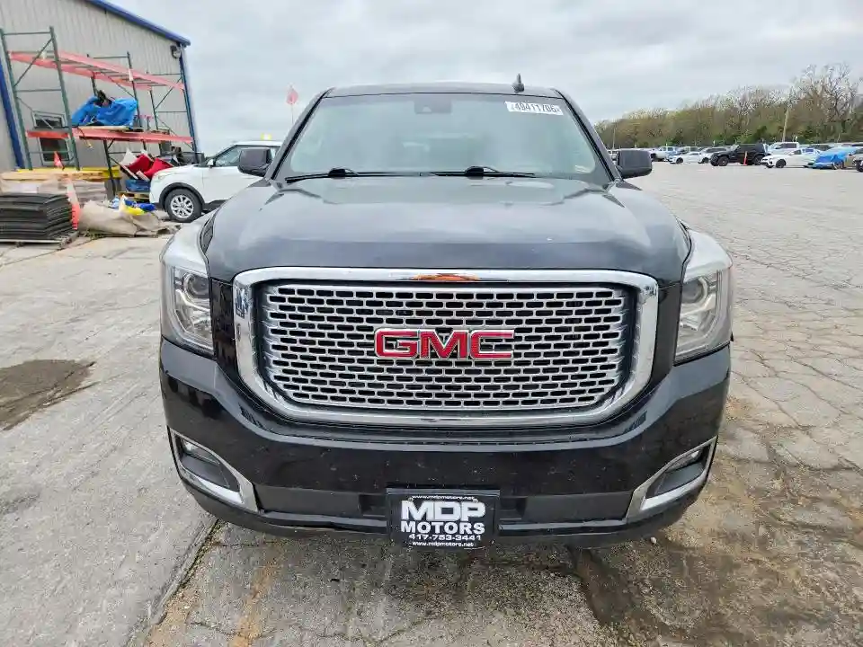 1GKS2HKJXHR373422 2017 GMC YUKON-4
