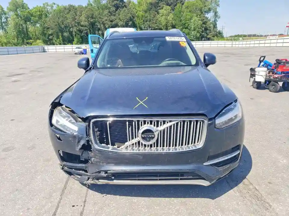 YV4A22PL4K1457205 2019 VOLVO XC90-4