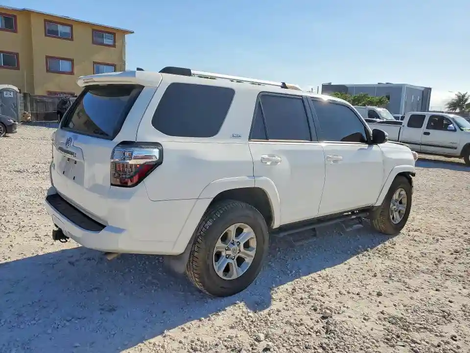 JTEFU5JR3M5251463 2021 TOYOTA 4RUNNER-2