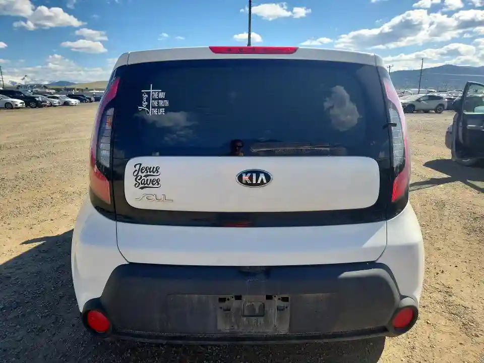 KNDJN2A23G7377778 2016 KIA SOUL-5