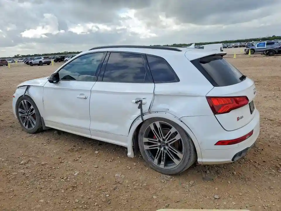 WA1B4AFY5K2040396 2019 AUDI SQ5-1