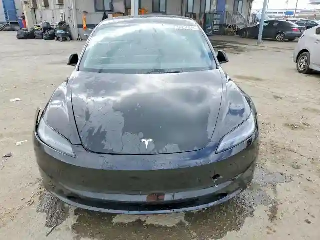5YJ3E1EA0RF744718 2024 TESLA MODEL 3-4