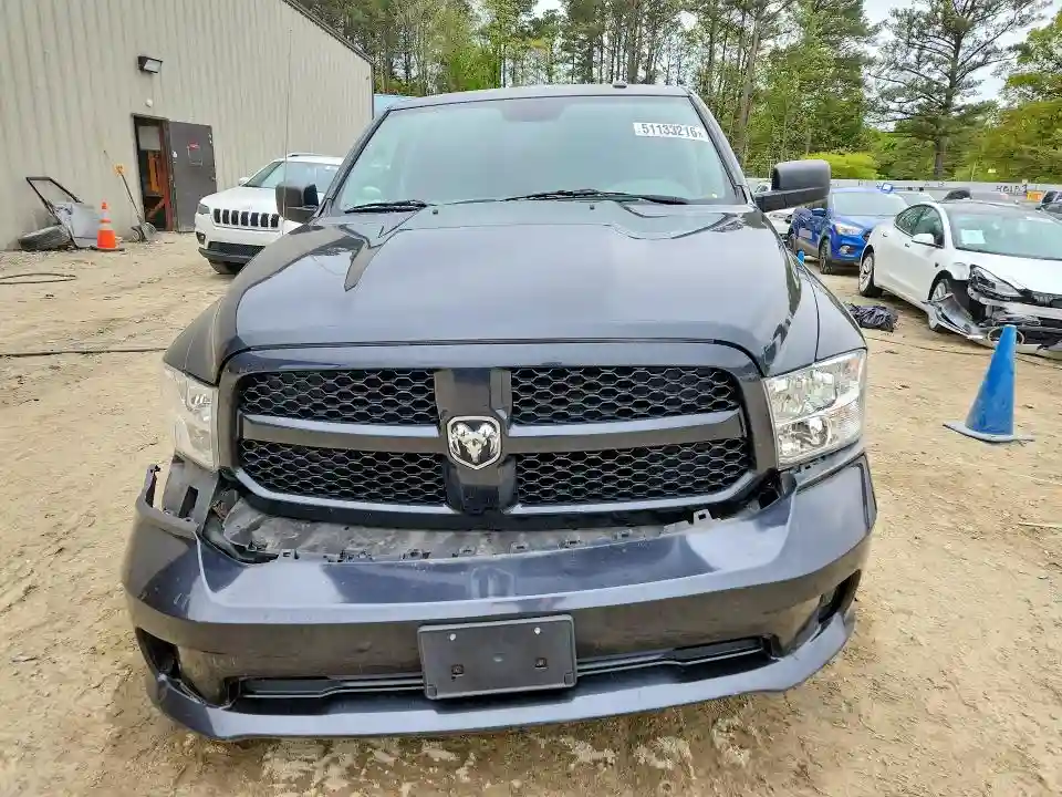 3C6RR7KTXHG703309 2017 RAM 1500-4