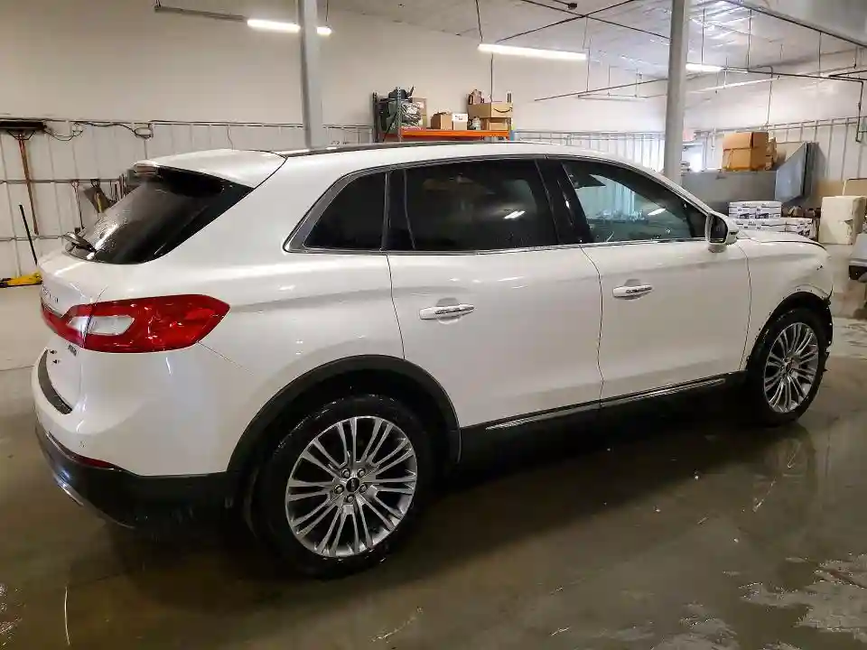 2LMTJ8LR3GBL77529 2016 LINCOLN MKX-2