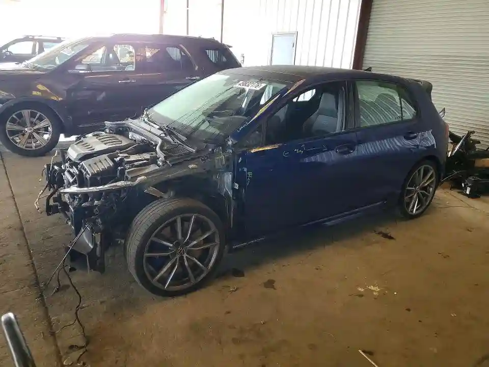 WVWEB7CD6RW231132 2024 VOLKSWAGEN GOLF-0
