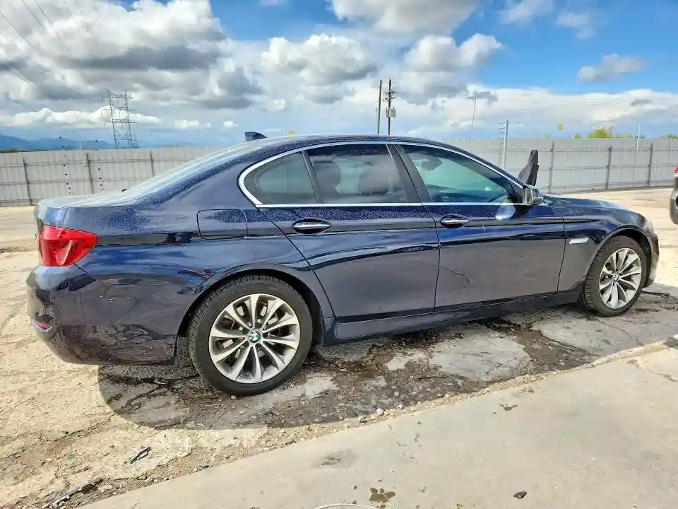 WBA5A5C57GG350909 2016 BMW 5 SERIES-2