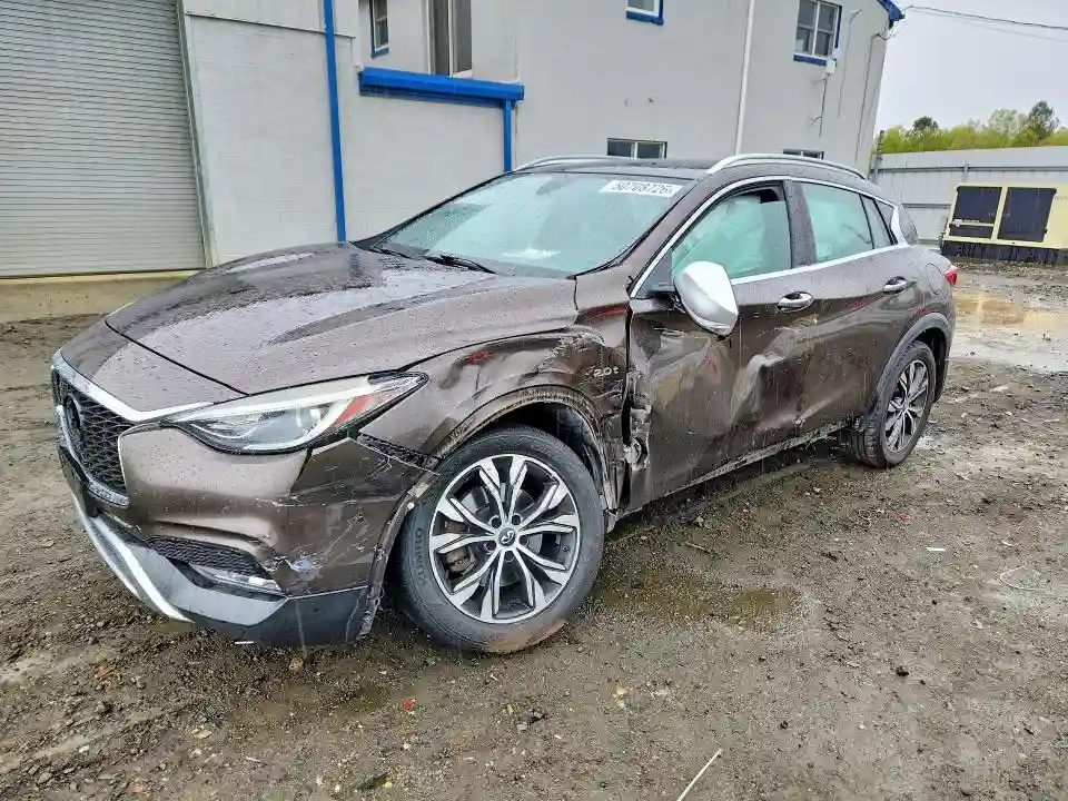 SJKCH5CR9HA022224 2017 INFINITI QX30-0