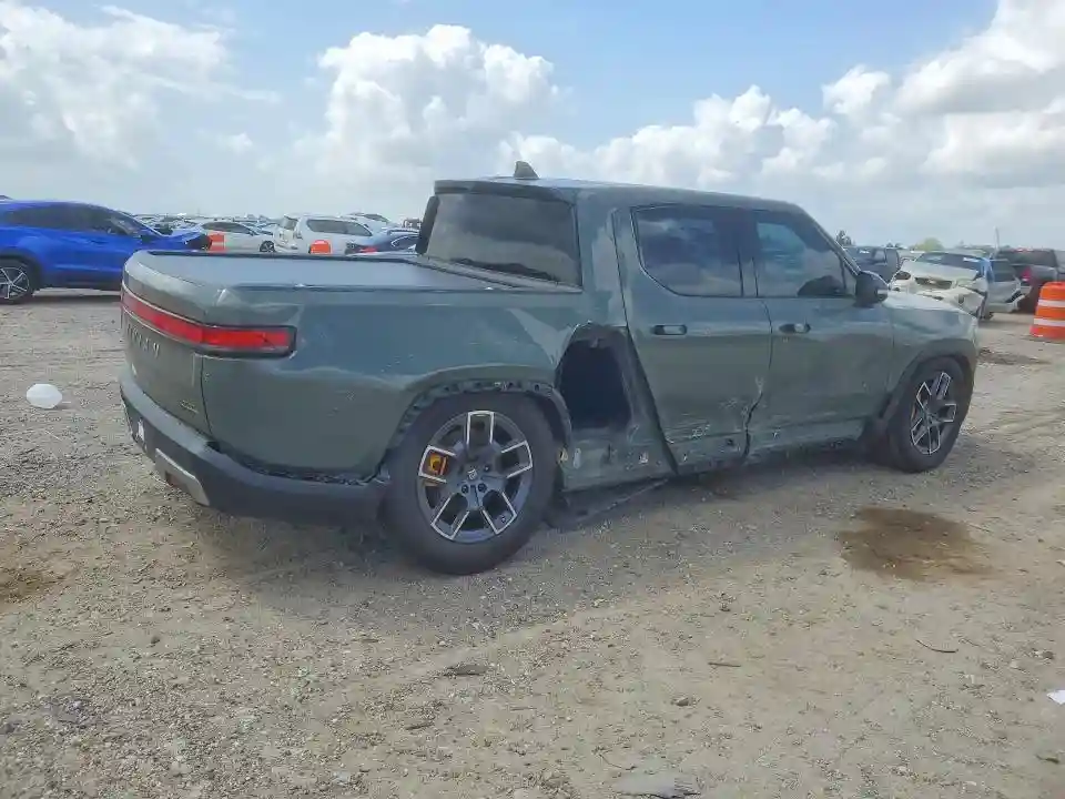 7FCTGAAL9NN011722 2022 RIVIAN RIT-2
