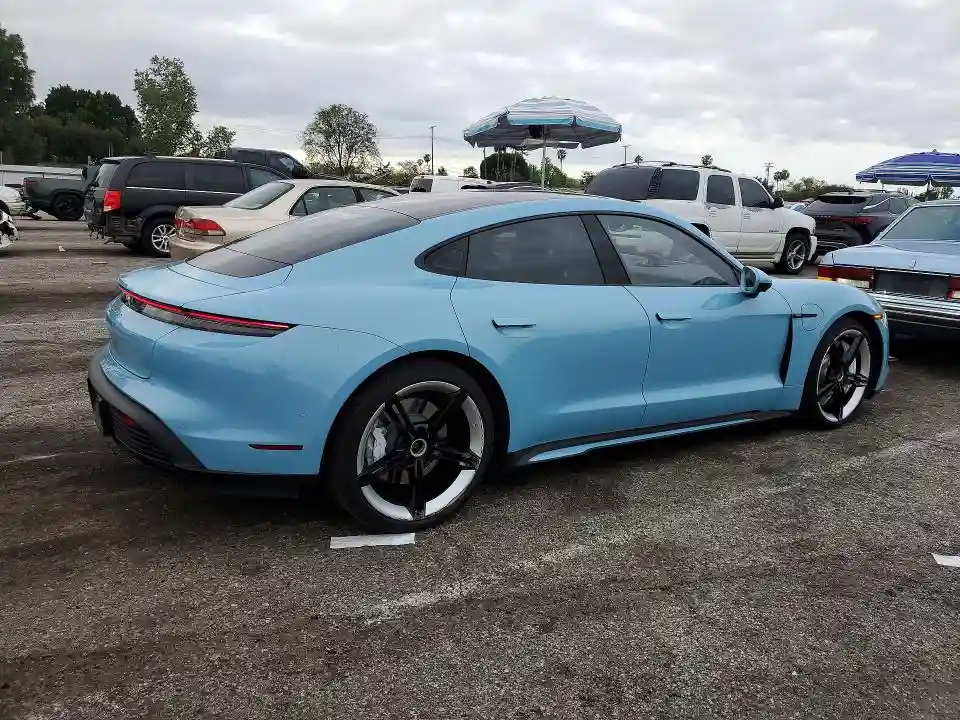 WP0AB2Y10RSA35827 2024 PORSCHE TAYCAN-2