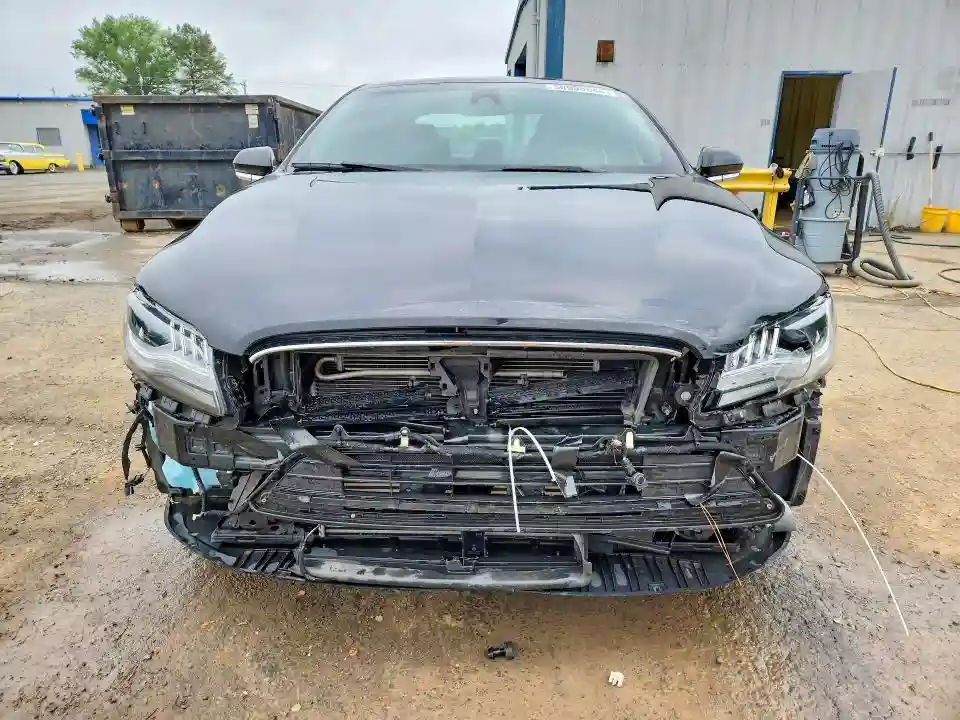3LN6L5E9XKR604143 2019 LINCOLN MKZ-4