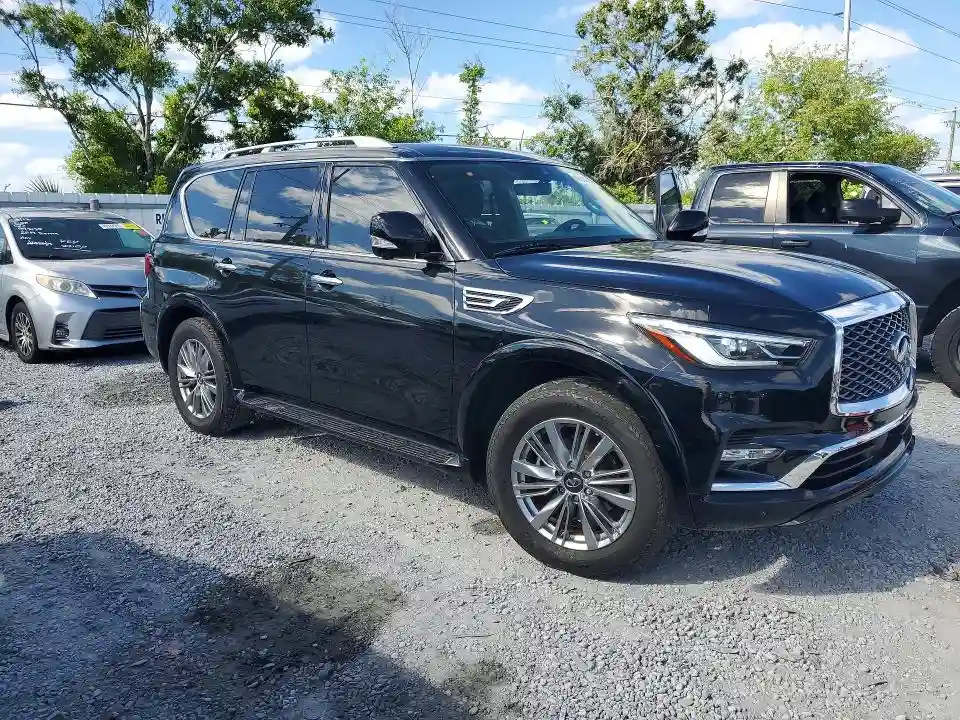 JN8AZ2AF6M9715797 2021 INFINITI QX80-3