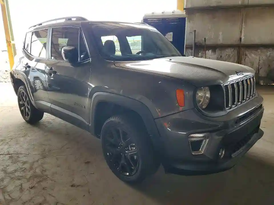 ZACNJDE14PPP17840 2023 JEEP RENEGADE-3