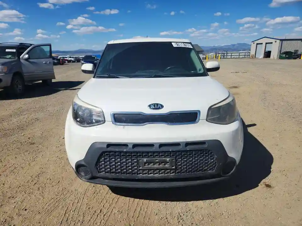 KNDJN2A23G7377778 2016 KIA SOUL-4