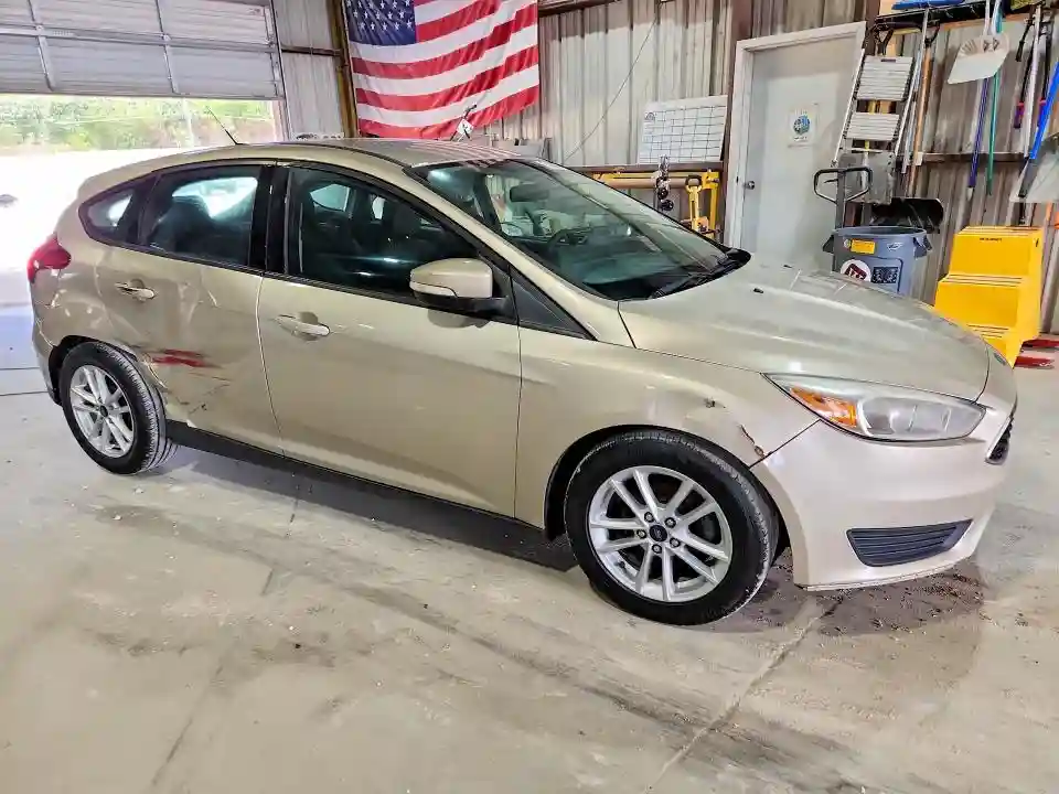 1FADP3K21HL318335 2017 FORD FOCUS-3