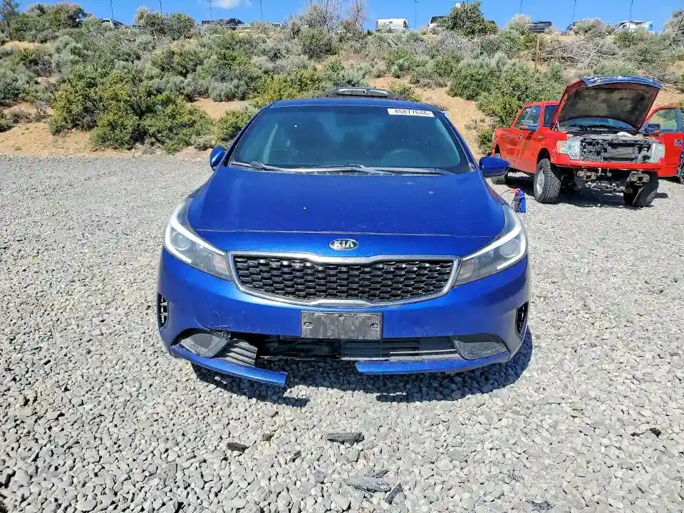 3KPFL4A76HE017456 2017 KIA FORTE-4