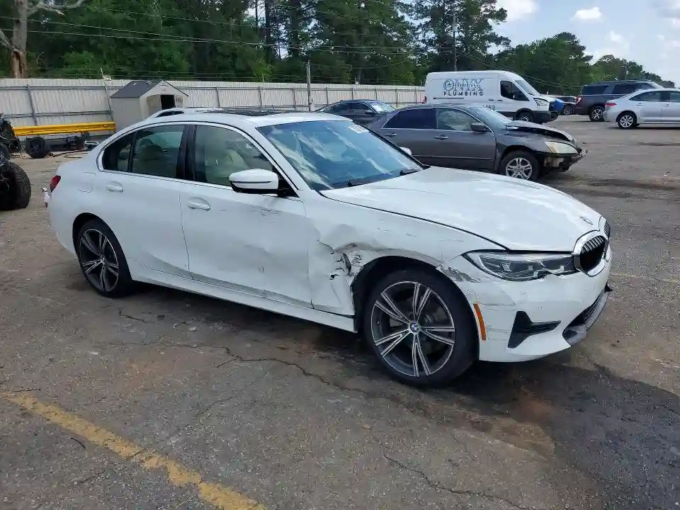 3MW5R1J0XM8B67068 2021 BMW 3 SERIES-3