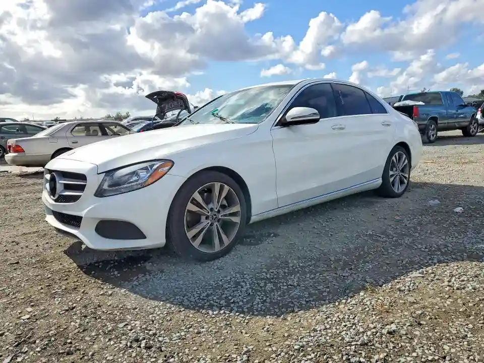55SWF4JB2JU257520 2018 MERCEDES-BENZ C-CLASS-0