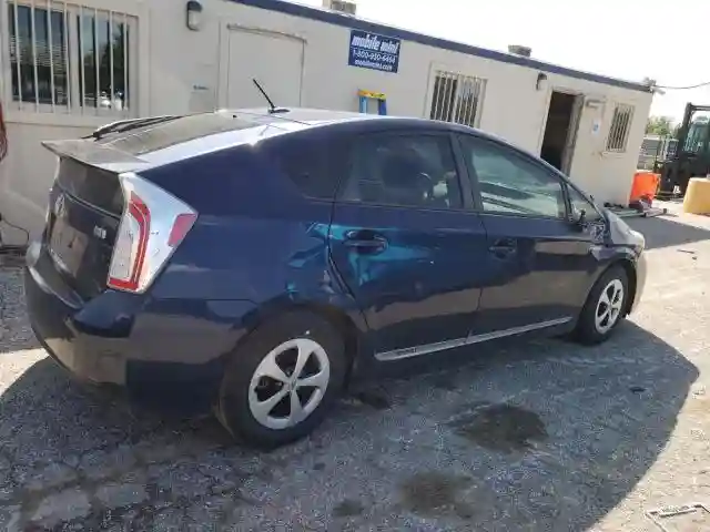 JTDKN3DU0F0394794 2015 TOYOTA PRIUS-2