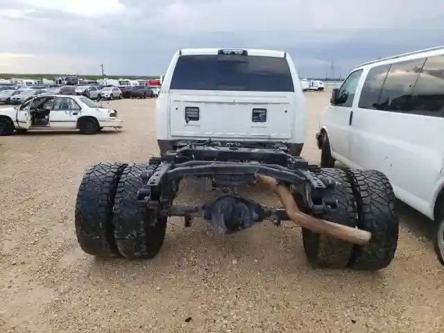 3C63RRKL7JG354150 2018 RAM 3500-5