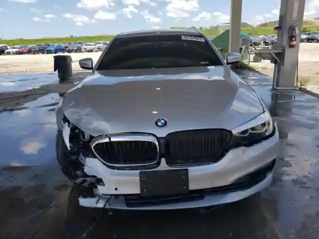 WBAJA7C51KWW22623 2019 BMW 5 SERIES-4