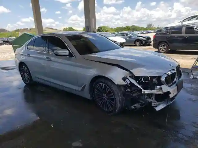 WBAJA7C51KWW22623 2019 BMW 5 SERIES-3