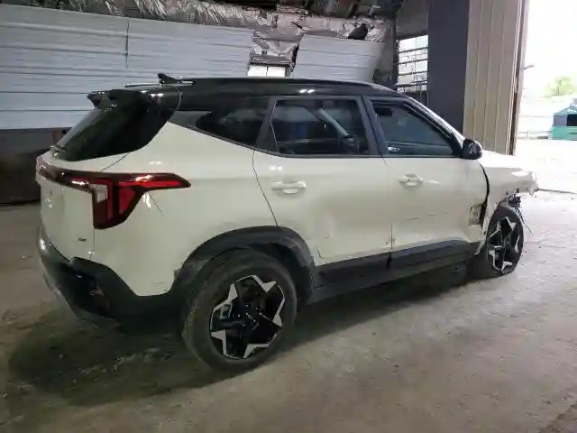 KNDEUCAA2S7751789 2025 KIA SELTOS-2