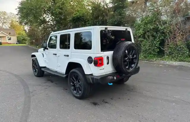 1C4JJXP69NW279859 2022 JEEP WRANGLER-2