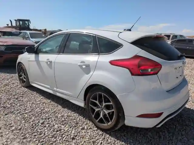 1FADP3K26GL293754 2016 FORD FOCUS-1