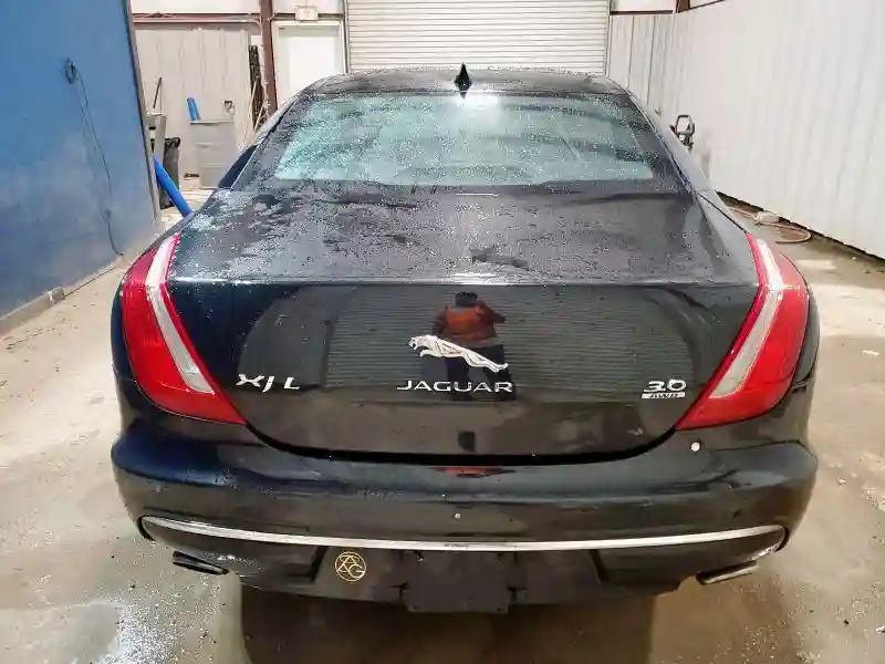 SAJWJ2GD0G8V92699 2016 JAGUAR XJ-5