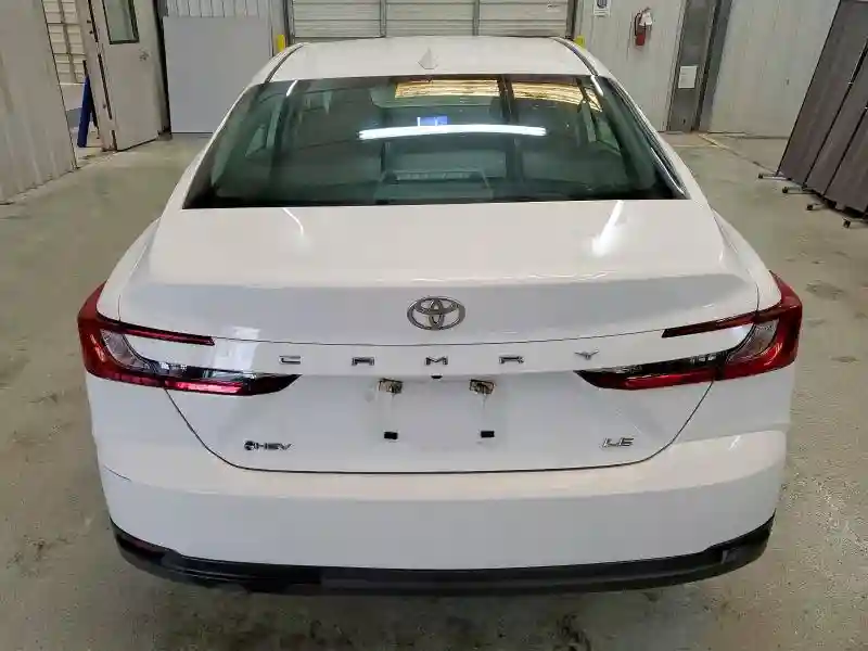 4T1DAACK4SU536040 2025 TOYOTA CAMRY-5