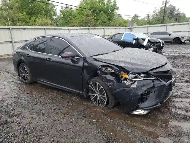 4T1B11HK6JU089323 2018 TOYOTA CAMRY-3