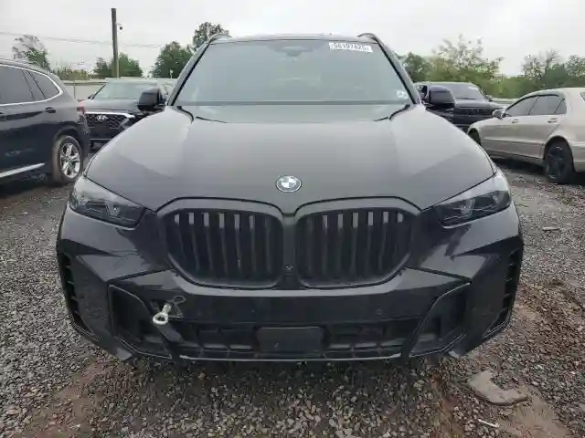 5UX23EU05R9U54467 2024 BMW X5-4