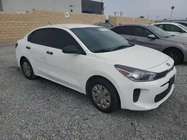 3KPA24AB6JE066714 2018 KIA RIO-3