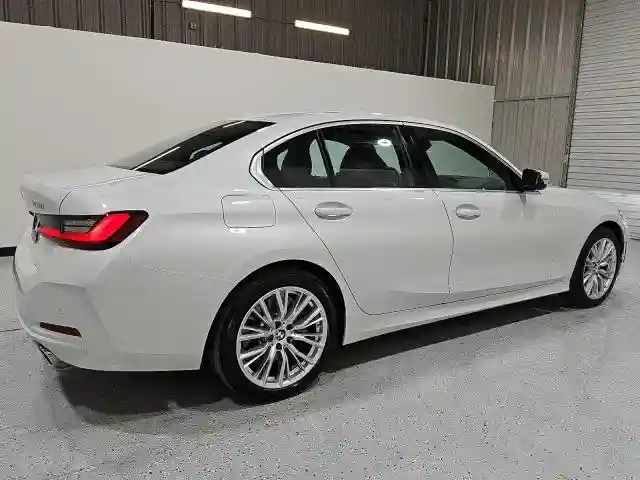 3MW89FF09R8E49101 2024 BMW 3 SERIES-2