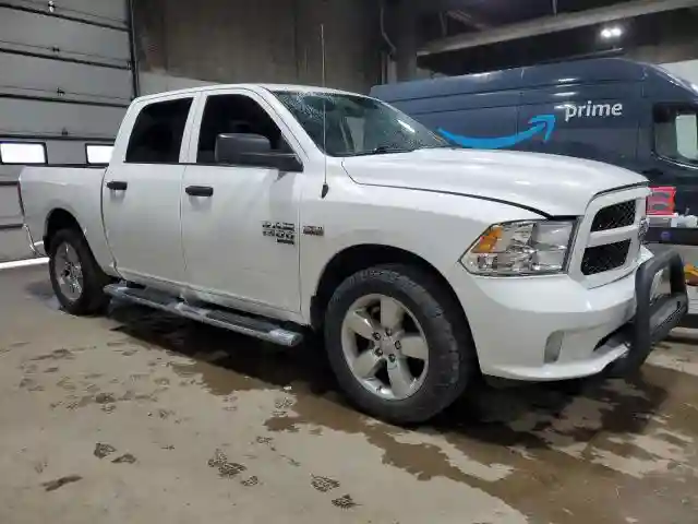 1C6RR7KTXKS556585 2019 RAM 1500-3