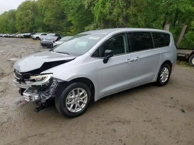 2C4RC1BG8RR154943 2024 CHRYSLER PACIFICA-0
