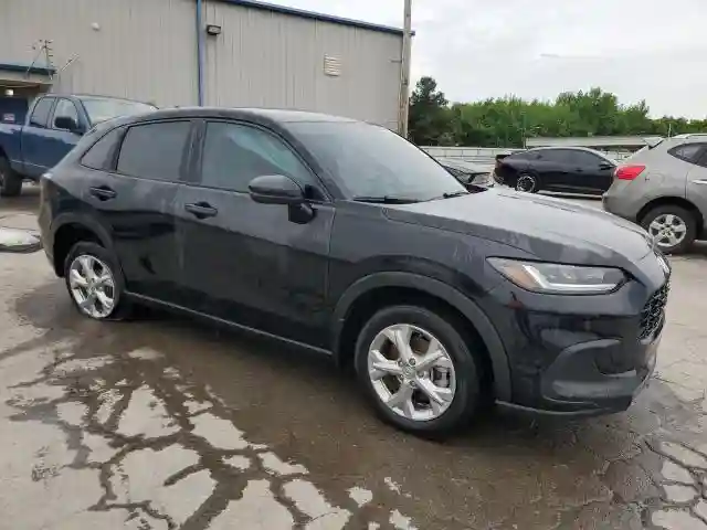3CZRZ1H31PM744421 2023 HONDA HR-V-3