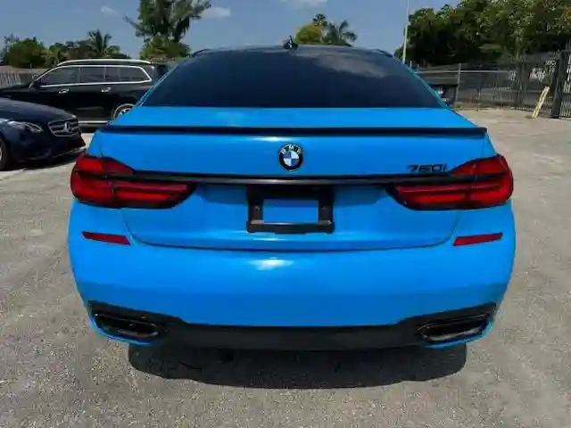 WBA7F0C34HGM22159 2017 BMW 7 SERIES-5