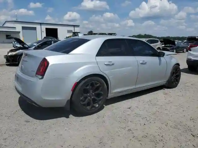 2C3CCAAGXKH723055 2019 CHRYSLER 300-2