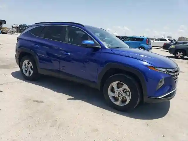 5NMJBCAE6PH210235 2023 HYUNDAI TUCSON-3