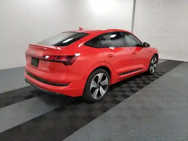 WA13AAGEXMB030421 2021 AUDI E-TRON-3