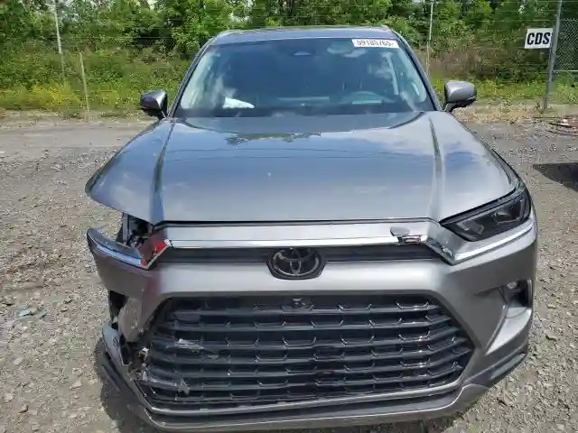 5TDAAAB50SS078536 2025 TOYOTA GRAND HIGH-4